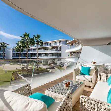 Theedgebythesea Bluemarlin